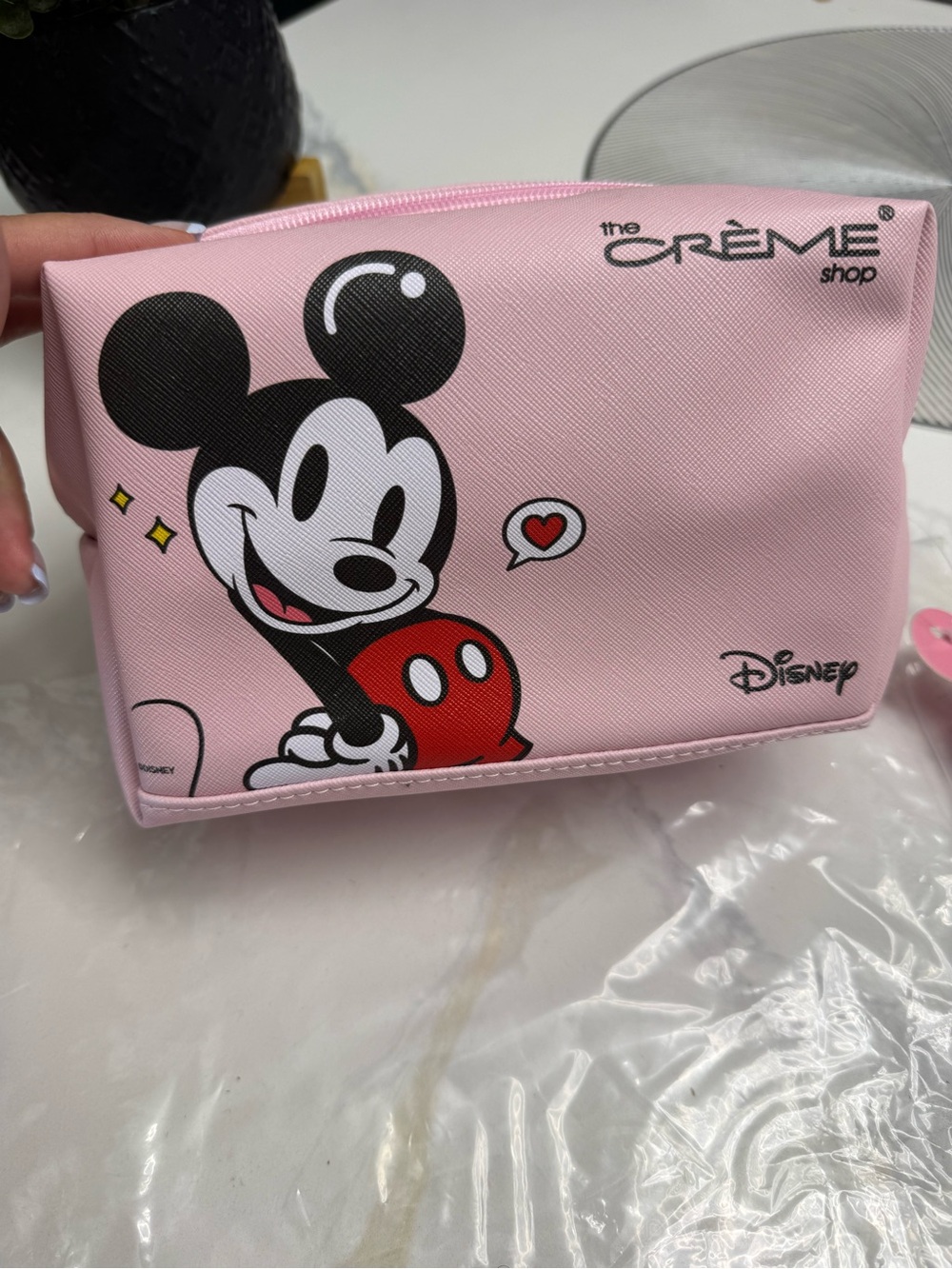 The Crème Shop x Disney Minnie Sequin Bow Headband - and cosmetic bag - Picture 5 of 6